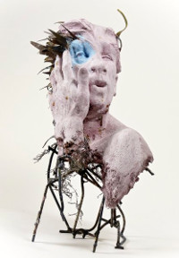 Metamorphose, Stahl, Gips, Farbpigment, 40cm