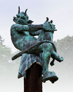 Brunnen II vor der Reha-Klinik "Teufelsbad", Blankenburg, 1997