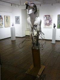 Großer Tr&auml;umer, Stahl, Gips, Messing, 205cm