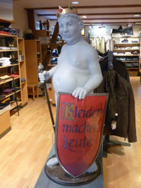 K&ouml;nig Werbefigur, 2010, 160cm, Polymergips, Kupfer, Stahl
